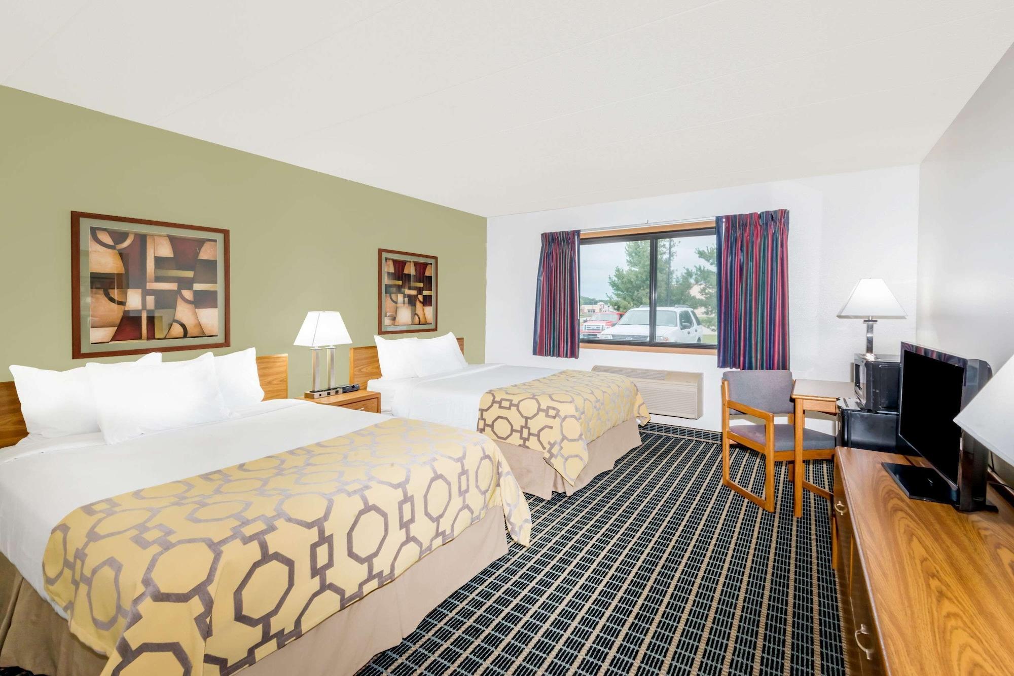 Baymont By Wyndham Marshalltown מראה חיצוני תמונה